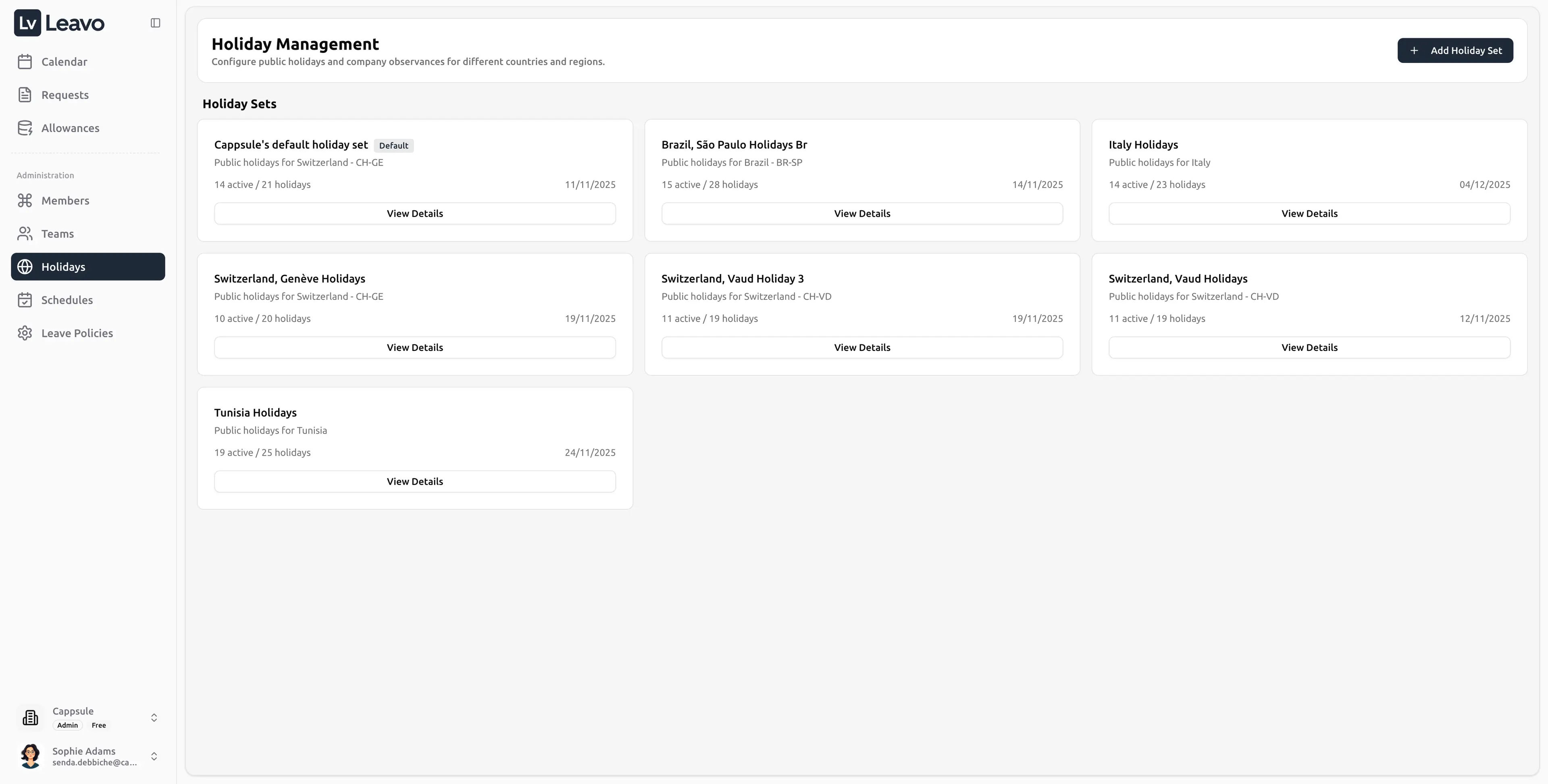 Leavo configuration of multiple official holiday sets for different locations